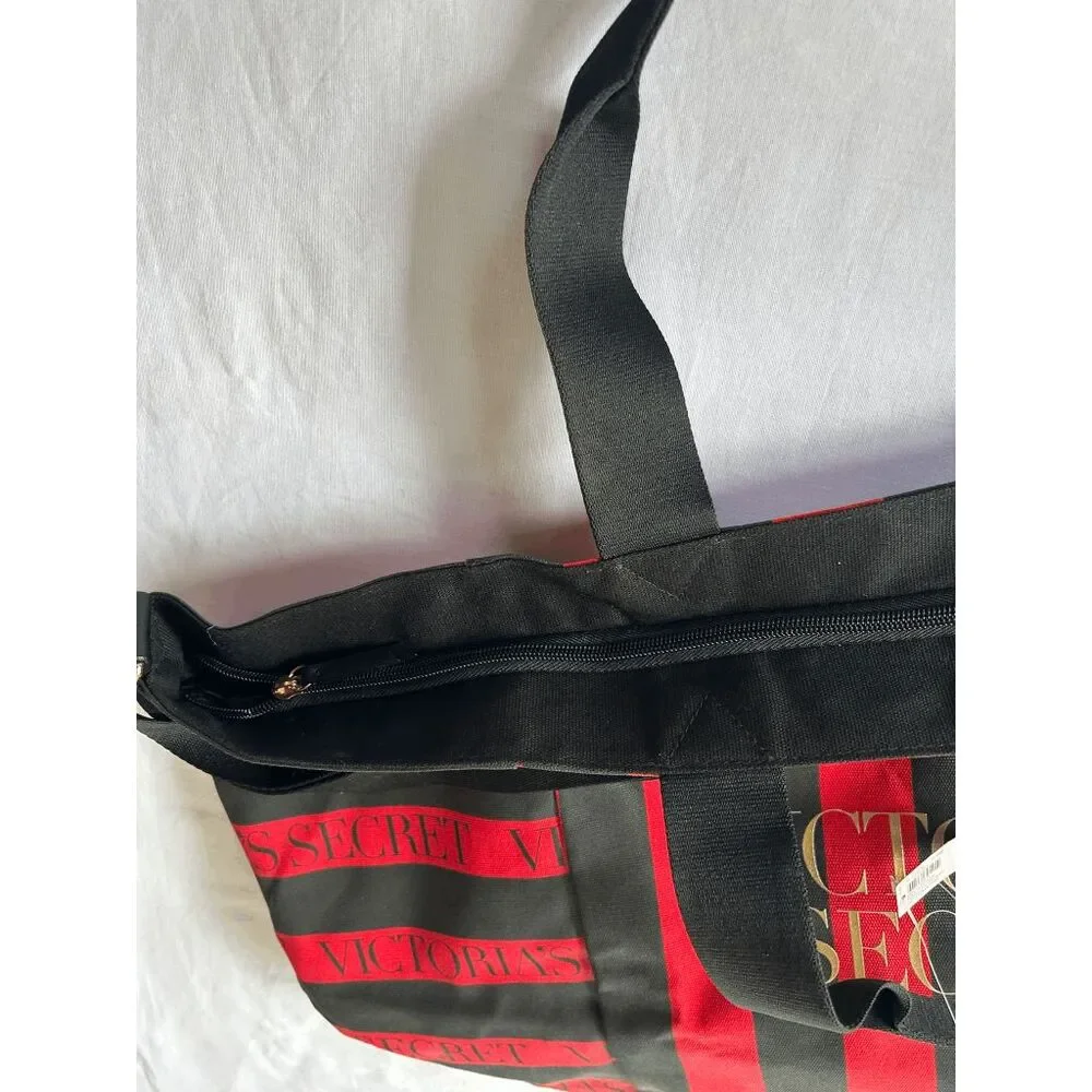 Victoria's Secret Red/Black Striped Large Tote/Beach Bag, NWT, Zipper, Crossbody - Picture 7 of 10